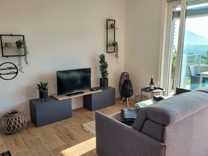 23897329-Ferienwohnung-3-Gera Lario-300x225-5