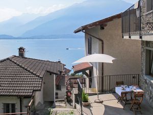 23850453-Ferienwohnung-4-Gera Lario-300x225-1