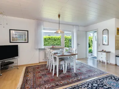 Photo, INSIDE, OUTSIDE