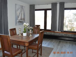 23606306-Ferienwohnung-5-Gerolstein-300x225-4