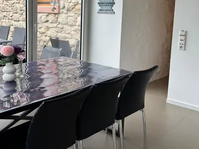 DiningRoom