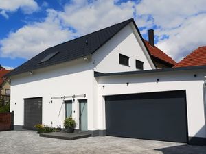 22804555-Ferienwohnung-4-Gerolzhofen-300x225-2