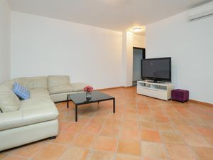 23761279-Ferienwohnung-4-Ghisonaccia-300x225-2