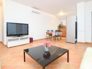 23761279-Ferienwohnung-4-Ghisonaccia-300x225-4