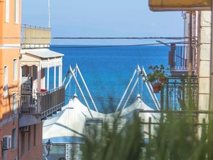 22921189-Ferienwohnung-4-Giardini Naxos-300x225-1