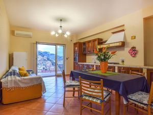 23750888-Ferienwohnung-6-Giardini Naxos-300x225-1