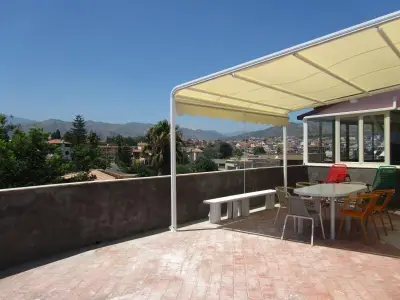 Große Terrasse mit Panoramablick