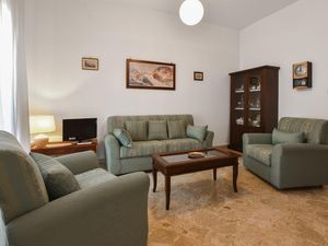 Ferienwohnung für 5 Personen (120 m²) in Giarre