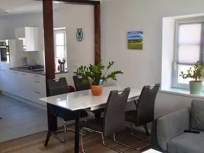 DiningRoom