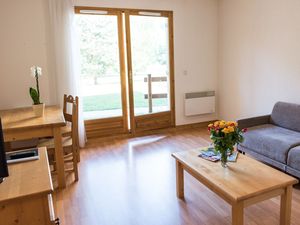 22931775-Ferienwohnung-2-Giez-300x225-3