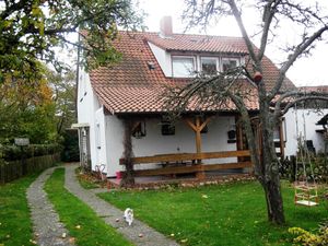 18013262-Ferienwohnung-4-Gifhorn-300x225-1