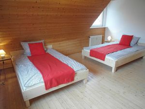 18013262-Ferienwohnung-4-Gifhorn-300x225-2