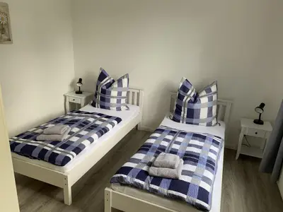 Schlafzimmer 2
