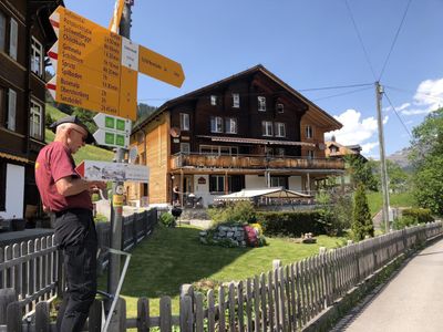 Esthers liegt direkt am grossen Wanderwegnetz