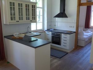 23948921-Ferienwohnung-4-Gingst-300x225-5