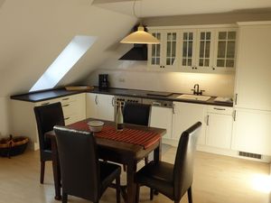 23948922-Ferienwohnung-4-Gingst-300x225-2