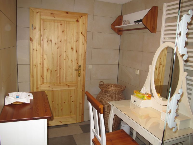 23878053-Ferienwohnung-4-Gingst-800x600-2