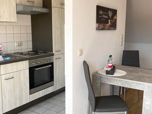 23433215-Ferienwohnung-2-Glauchau-300x225-5