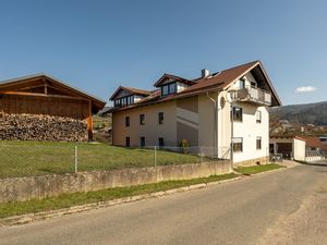 23387248-Ferienwohnung-4-Gleißenberg-300x225-1