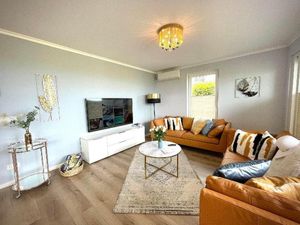 23434158-Ferienwohnung-4-Glowe-300x225-5