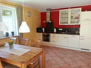 22428243-Ferienwohnung-5-Glowe-300x225-5