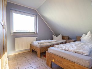 23441899-Ferienwohnung-4-Glowe-300x225-2