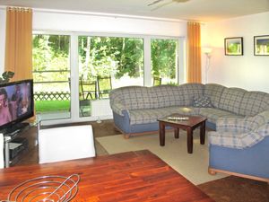 23847590-Ferienwohnung-4-Glowe-300x225-2