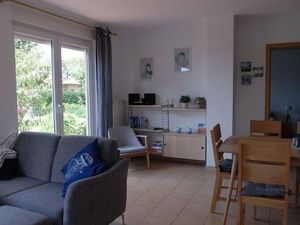 23920806-Ferienwohnung-5-Glowe-300x225-4