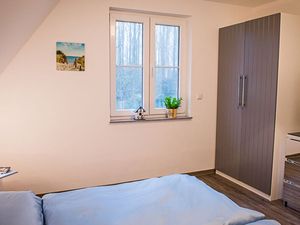 23952762-Ferienwohnung-10-Glowe-300x225-2