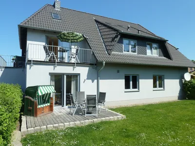 Ferienwohnung für 4 Personen (75 m²) in Glowe 1/10