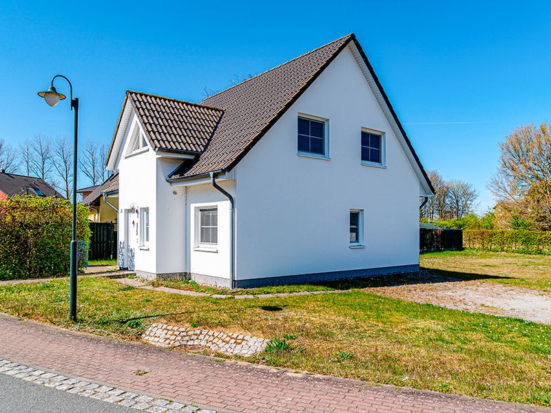 23971650-Ferienwohnung-4-Glowe-800x600-0