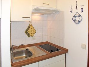 23847114-Ferienwohnung-3-Glowe-300x225-5