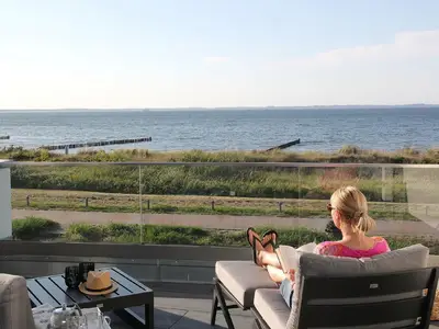 Terrasse. Ausblick auf die Ostsee