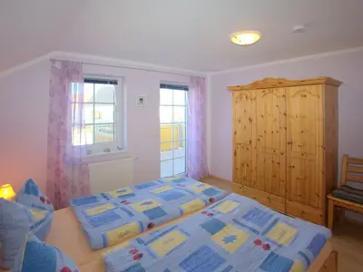 Ferienwohnung für 9 Personen (130 m²) in Glowe 8/10