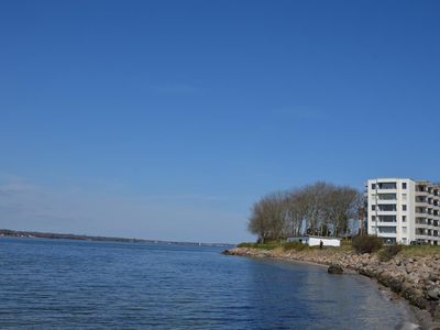 Appartementhaus direkt am Wasser