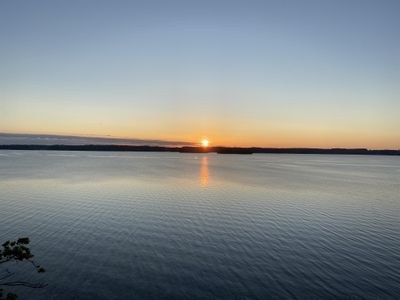 Sonnenuntergang über den Ochseninseln inklusive