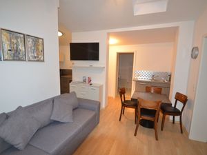 23969691-Ferienwohnung-4-Glücksburg-300x225-1