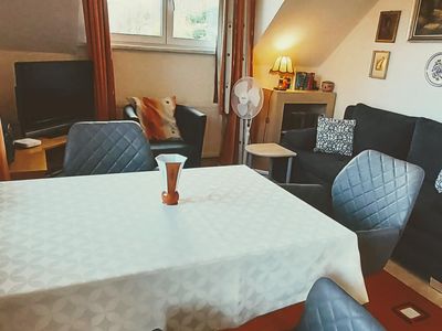 Esstisch im Wohnzimmer