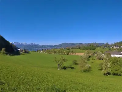 Panorama vom Götschhof zum See