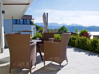 Gartenaparment-Terrasse-Seeblick