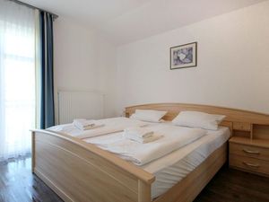 23498760-Ferienwohnung-4-Göhren (Rügen)-300x225-5