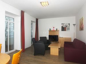 23069753-Ferienwohnung-4-Göhren (Rügen)-300x225-4