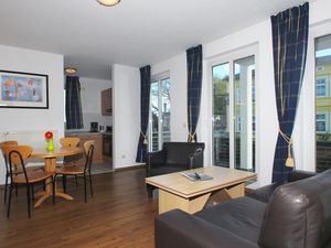 23068521-Ferienwohnung-4-Göhren (Rügen)-300x225-2