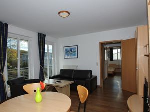 23068521-Ferienwohnung-4-Göhren (Rügen)-300x225-3