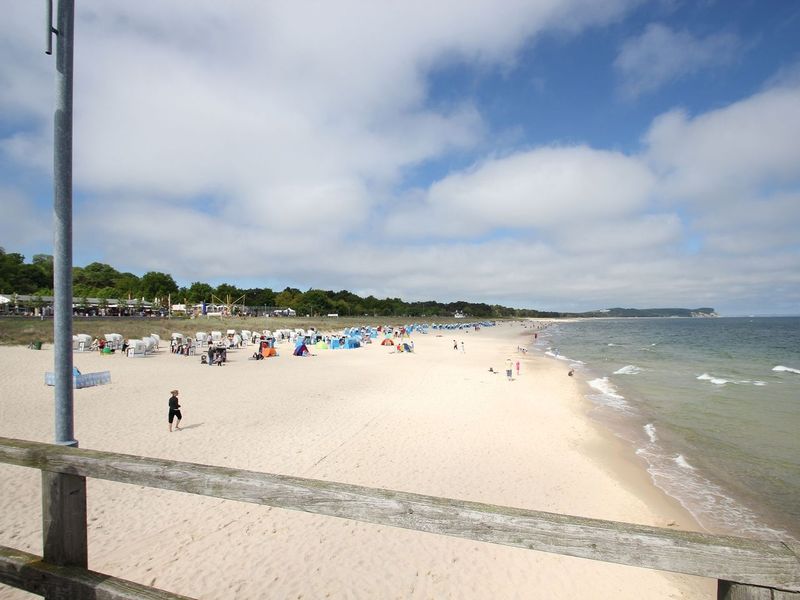 23067179-Ferienwohnung-4-Göhren (Rügen)-800x600-1