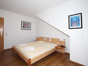 23069577-Ferienwohnung-4-Göhren (Rügen)-300x225-5