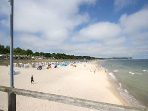 23068185-Ferienwohnung-4-Göhren (Rügen)-300x225-1