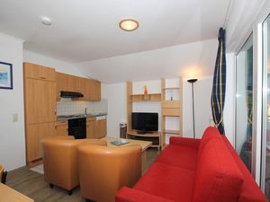 23068789-Ferienwohnung-4-Göhren (Rügen)-300x225-3