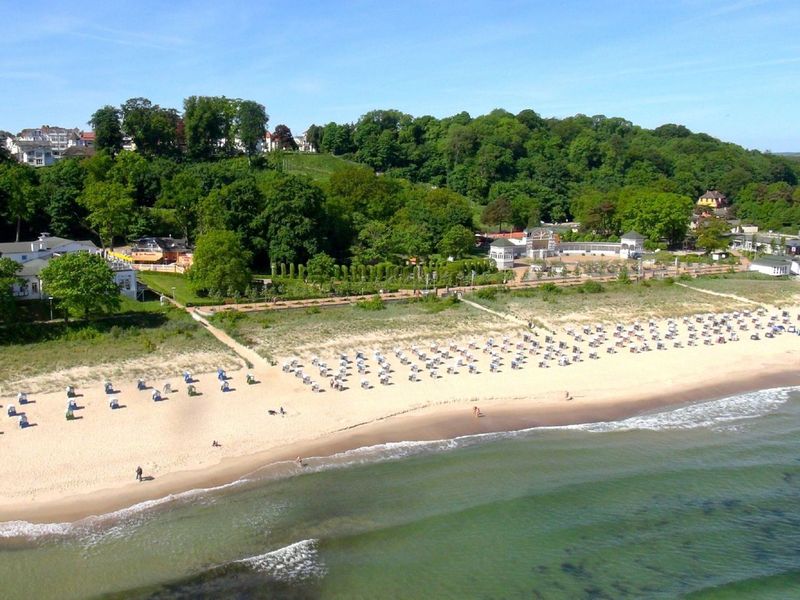 23070087-Ferienwohnung-4-Göhren (Rügen)-800x600-1