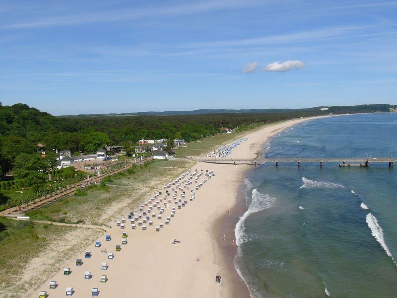 23957304-Ferienwohnung-3-Göhren (Rügen)-800x600-1